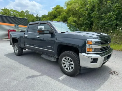 More photos of 2019 Chevrolet Silverado 3500HD LTZ at Bob Ruth Ford Dillsburg, PA