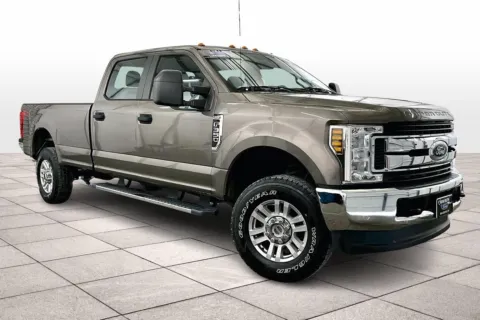 Photos of 2019 Ford Super Duty F-350 SRW XL for sale in Dillsburg, PA at Bob Ruth Ford Dillsburg