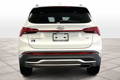 More photos of 2022 Hyundai Santa Fe SEL at Bob Ruth Ford Dillsburg, PA