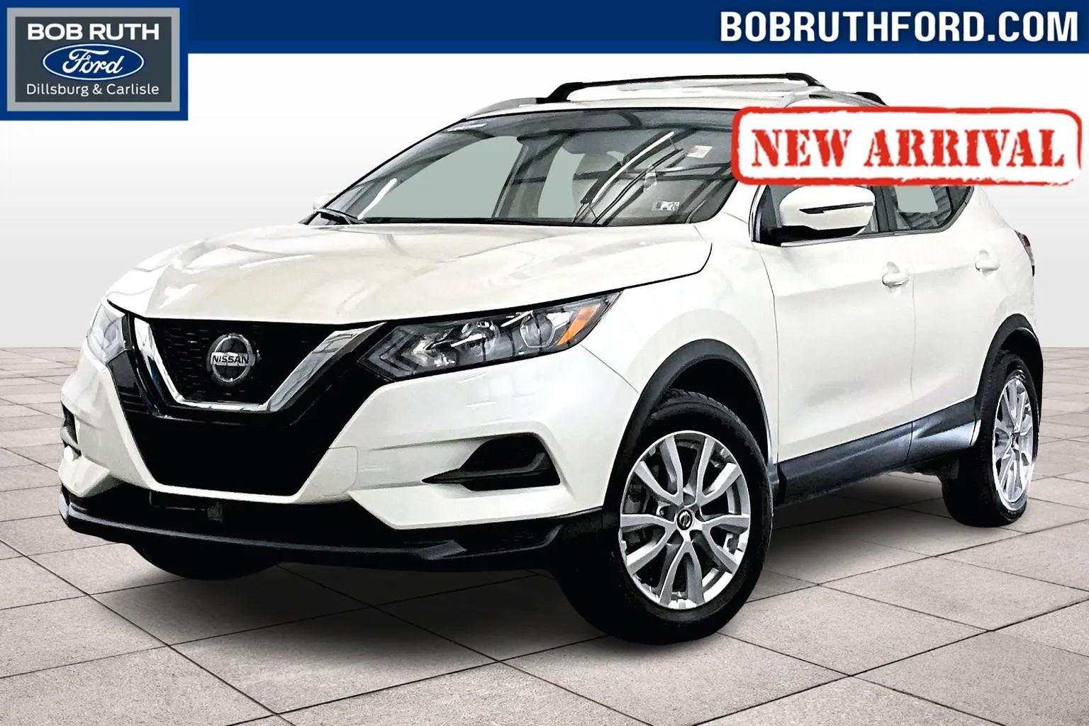 White 2020 Nissan Rogue Sport SV for sale in Dillsburg, PA