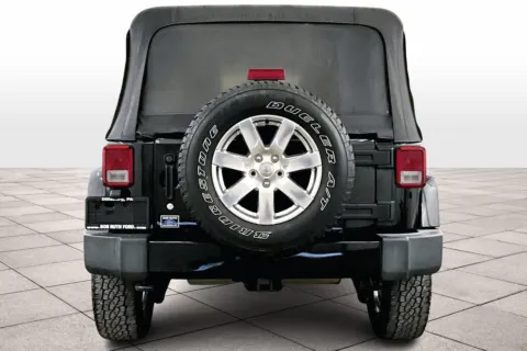 More photos of 2017 Jeep Wrangler Unlimited Sahara at Bob Ruth Ford Dillsburg, PA