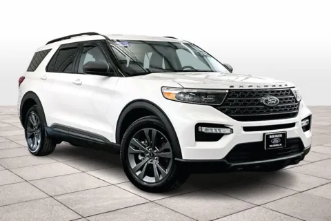 Photos of 2021 Ford Explorer XLT for sale in Dillsburg, PA at Bob Ruth Ford Dillsburg