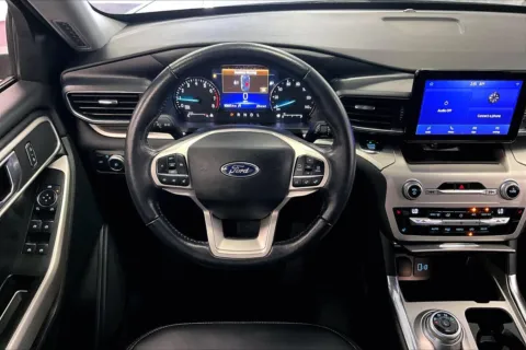 More photos of 2021 Ford Explorer XLT at Bob Ruth Ford Dillsburg, PA