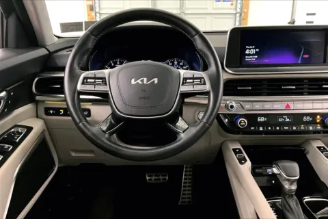 More photos of 2022 Kia Telluride SX at Bob Ruth Ford Dillsburg, PA