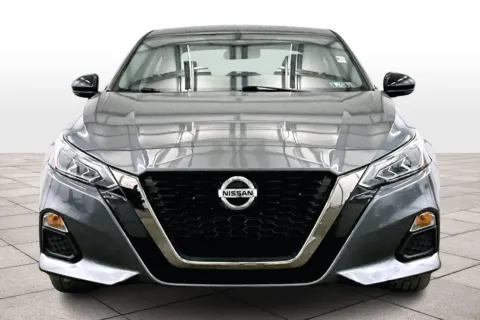 Another view of 2020 Nissan Altima 2.5 SR for sale in Dillsburg, PA at Bob Ruth Ford Dillsburg