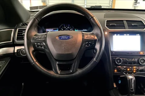 More photos of 2017 Ford Explorer XLT at Bob Ruth Ford Dillsburg, PA