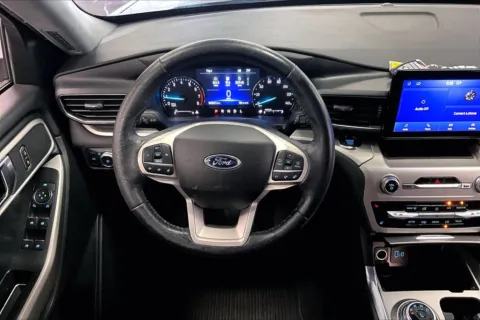 More photos of 2022 Ford Explorer XLT at Bob Ruth Ford Dillsburg, PA
