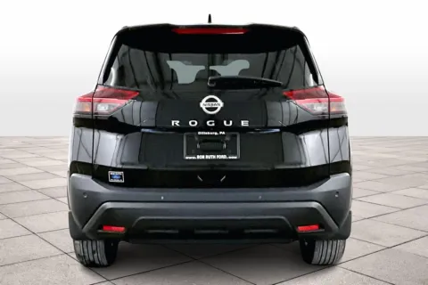 More photos of 2021 Nissan Rogue S at Bob Ruth Ford Dillsburg, PA