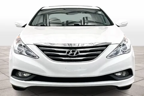 Another view of 2014 Hyundai Sonata SE for sale in Dillsburg, PA at Bob Ruth Ford Dillsburg