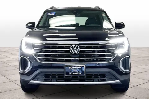 Another view of 2024 Volkswagen Atlas 2.0T SE w/Technology for sale in Dillsburg, PA at Bob Ruth Ford Dillsburg