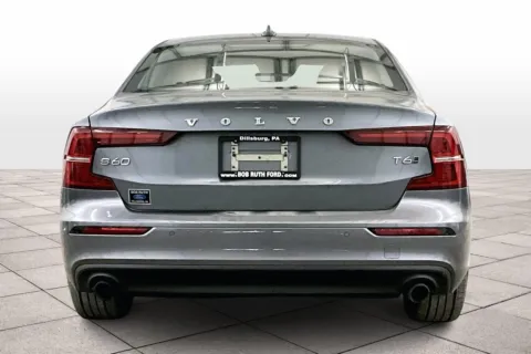 More photos of 2019 Volvo S60 Momentum at Bob Ruth Ford Dillsburg, PA