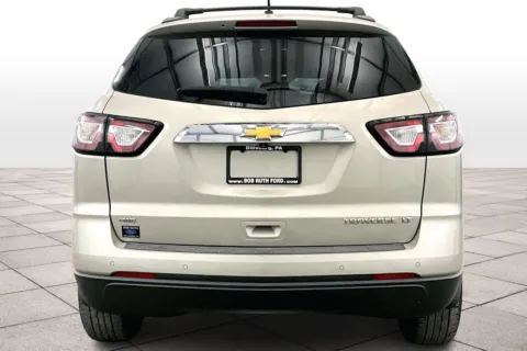 More photos of 2014 Chevrolet Traverse LT at Bob Ruth Ford Dillsburg, PA