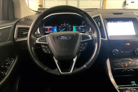 More photos of 2019 Ford Edge SEL at Bob Ruth Ford Dillsburg, PA