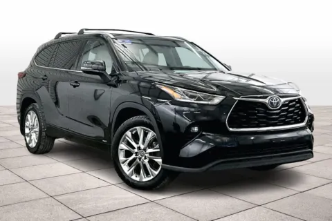Photos of 2023 Toyota Highlander Hybrid Limited for sale in Dillsburg, PA at Bob Ruth Ford Dillsburg
