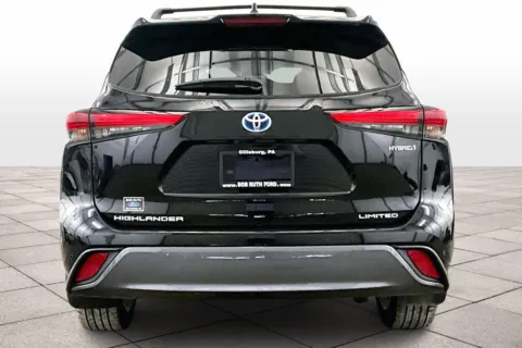 More photos of 2023 Toyota Highlander Hybrid Limited at Bob Ruth Ford Dillsburg, PA