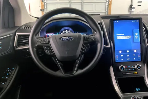 More photos of 2024 Ford Edge SE at Bob Ruth Ford Dillsburg, PA