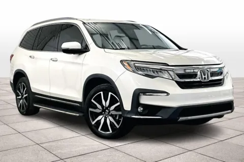 Photos of 2019 Honda Pilot Elite for sale in Dillsburg, PA at Bob Ruth Ford Dillsburg