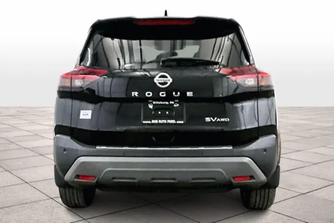 More photos of 2021 Nissan Rogue SV at Bob Ruth Ford Dillsburg, PA