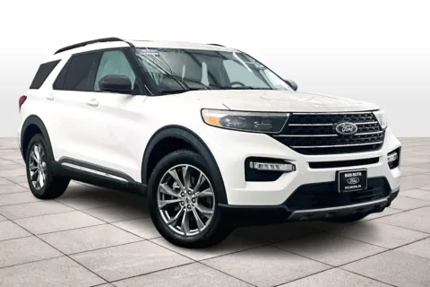 Photos of 2022 Ford Explorer XLT for sale in Dillsburg, PA at Bob Ruth Ford Dillsburg