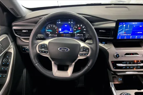 More photos of 2023 Ford Explorer XLT at Bob Ruth Ford Dillsburg, PA