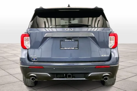 More photos of 2021 Ford Explorer XLT at Bob Ruth Ford Dillsburg, PA