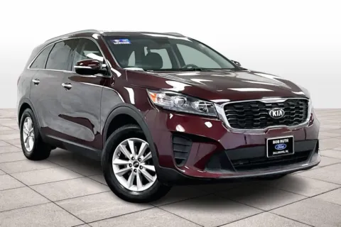 Photos of 2019 Kia Sorento LX for sale in Dillsburg, PA at Bob Ruth Ford Dillsburg