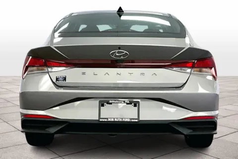 More photos of 2023 Hyundai Elantra SEL at Bob Ruth Ford Dillsburg, PA