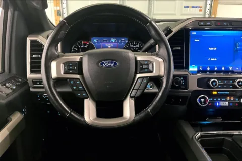 More photos of 2022 Ford Super Duty F-450 DRW LARIAT at Bob Ruth Ford Dillsburg, PA