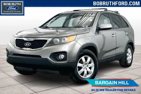 Silver 2013 Kia Sorento LX for sale in Dillsburg, PA