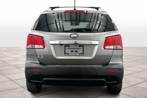 More photos of 2013 Kia Sorento LX at Bob Ruth Ford Dillsburg, PA