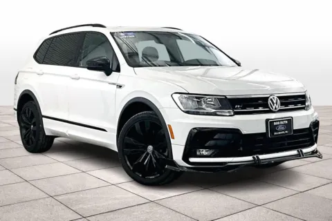 Photos of 2021 Volkswagen Tiguan SE for sale in Dillsburg, PA at Bob Ruth Ford Dillsburg