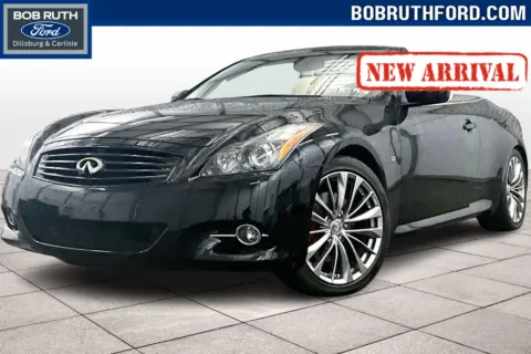 Black 2015 INFINITI Q60 Convertible for sale in Dillsburg, PA