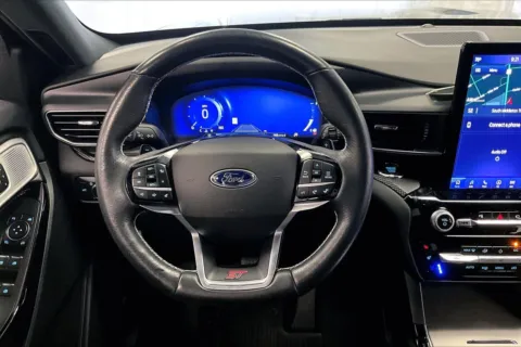 More photos of 2022 Ford Explorer ST at Bob Ruth Ford Dillsburg, PA