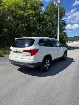 More photos of 2016 Honda Pilot EX-L at Bob Ruth Ford Dillsburg, PA