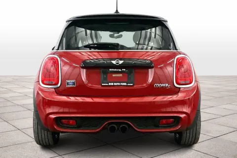 More photos of 2015 MINI Cooper Hardtop S at Bob Ruth Ford Dillsburg, PA