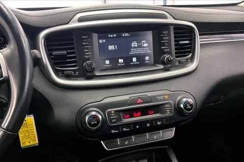 More photos of 2020 Kia Sorento LX at Bob Ruth Ford Dillsburg, PA