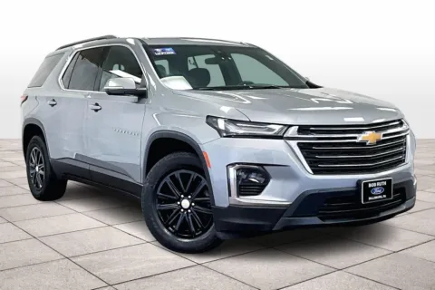 Photos of 2023 Chevrolet Traverse LT Cloth for sale in Dillsburg, PA at Bob Ruth Ford Dillsburg