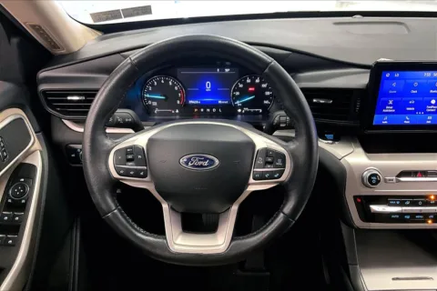 More photos of 2023 Ford Explorer XLT at Bob Ruth Ford Dillsburg, PA