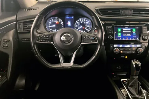 More photos of 2019 Nissan Rogue SV at Bob Ruth Ford Dillsburg, PA