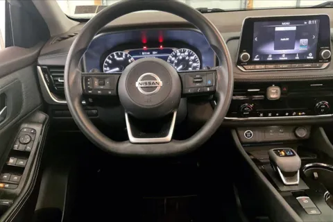 More photos of 2021 Nissan Rogue SV at Bob Ruth Ford Dillsburg, PA