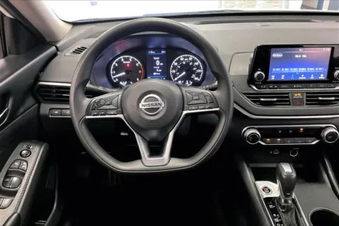 More photos of 2022 Nissan Altima 2.5 S at Bob Ruth Ford Dillsburg, PA