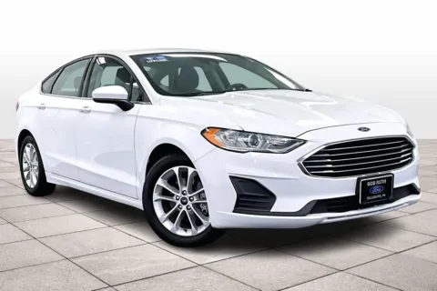 Photos of 2019 Ford Fusion SE for sale in Dillsburg, PA at Bob Ruth Ford Dillsburg