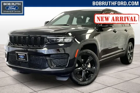 Black 2022 Jeep Grand Cherokee Altitude for sale in Dillsburg, PA