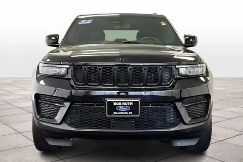 Another view of 2022 Jeep Grand Cherokee Altitude for sale in Dillsburg, PA at Bob Ruth Ford Dillsburg