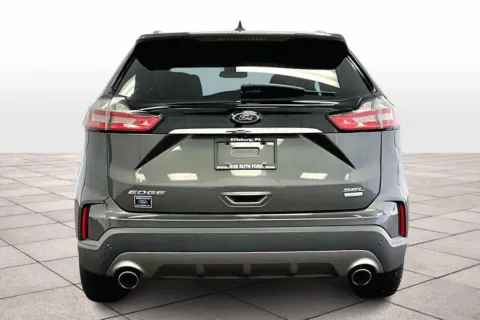 More photos of 2020 Ford Edge SEL at Bob Ruth Ford Dillsburg, PA