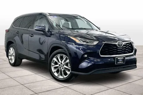 Photos of 2020 Toyota Highlander Limited for sale in Dillsburg, PA at Bob Ruth Ford Dillsburg