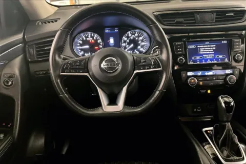 More photos of 2018 Nissan Rogue SV at Bob Ruth Ford Dillsburg, PA