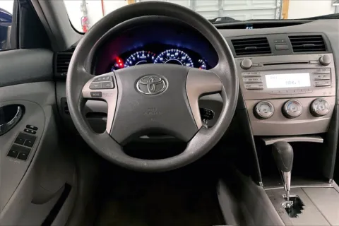 More photos of 2010 Toyota Camry LE at Bob Ruth Ford Dillsburg, PA
