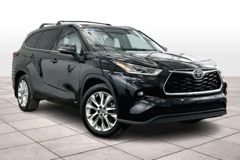 Photos of 2023 Toyota Highlander Hybrid Limited for sale in Dillsburg, PA at Bob Ruth Ford Dillsburg