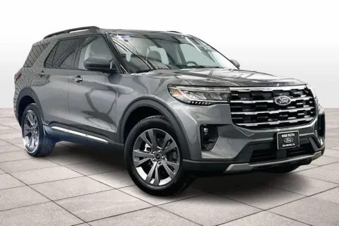 Photos of 2025 Ford Explorer Active for sale in Dillsburg, PA at Bob Ruth Ford Dillsburg